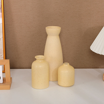 Набор декоративных керамических ваз 3 шт: 7,2*9,5/7,2*12,7/8,5*22,5 см., цвет бежевый
