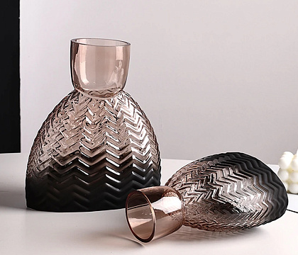 Ваза стеклянная D17 * H20,  1 шт., градиент розовый