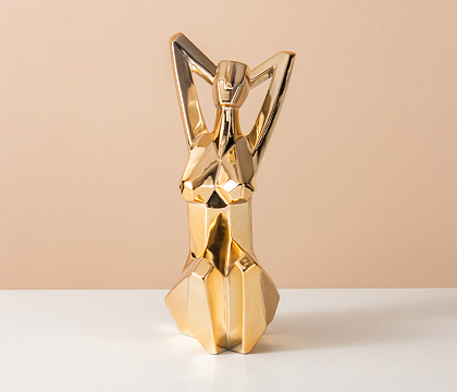 Статуэтка декоративная, керамика, цвет золото, 16*12,5*29 см