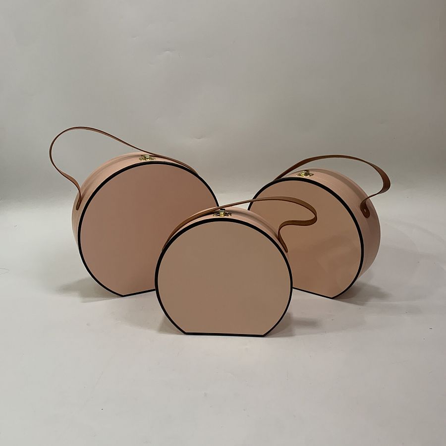 Набор коробок с ручкой из экокожи 27x25x10,2 см, 24x22x8,7 см, 21x19x7,2 см, 3 шт., св.розовый
