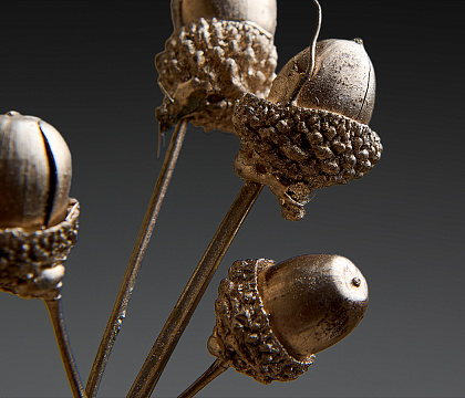 Декоративная бамбуковая ветка с желудями
 (9 шт), 34 см, шампань