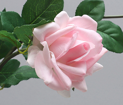 Цветок искусственный декоративный "Роза", 85 см., розовый