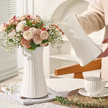 Ваза стеклянная 10,5*D12,5*H23 см, 1 шт., белый