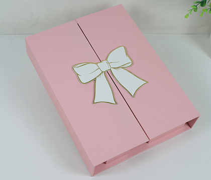 Коробка для цветов "Сюрприз" 36,7*27*6,8H см, 1 шт., св. розовый