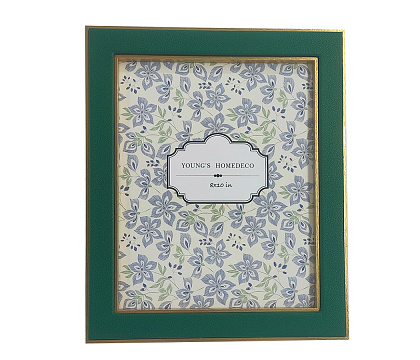 Фоторамка декоративная из МДФ с кожаной отделкой, серия "Элегант", цвет зеленый, со стеклом, 20x25 см