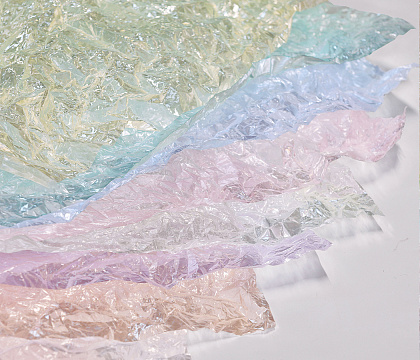 Упак. материал флористическая пленка со стеклянной текстурой , 60 мкр, 56 см х 10 м, графитовый