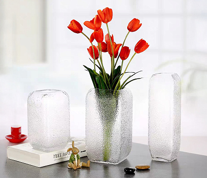 Ваза стеклянная D12 * H20 см, 1 шт., прозрачн.