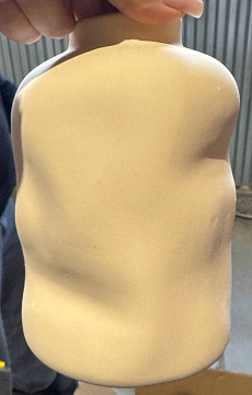 Ваза керамическая, цвет песочный, 12*12*18,5 см.