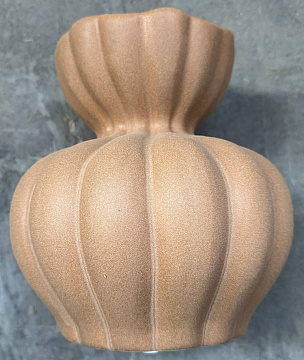 Ваза керамическая "Бутон", цвет коричневый, 19,5*19,5*21 см.