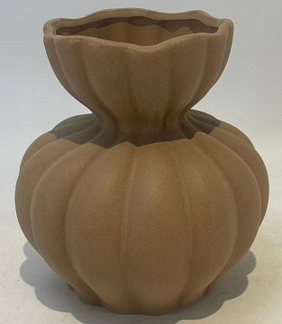 Ваза керамическая "Бутон", цвет коричневый, 19,5*19,5*21 см.