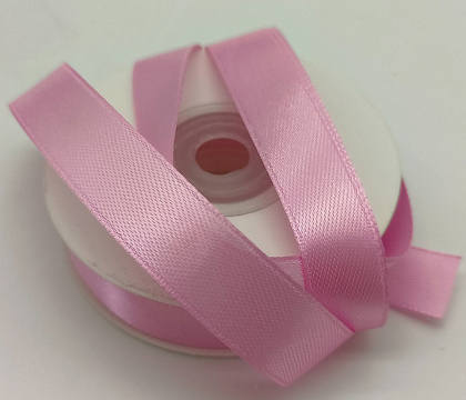 Лента атласная, на картонн.катушке, односторонняя,15 мм х 100 ярд, ярко-розовый  (15 шт/упак)