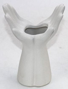 Ваза керамическая "Гармония", цвет белый,  11*7*15,2 см.