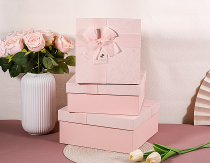 Набор коробок подарочных 27*27*11,5, 24*24*10, 20,5*20,5*8 см, 3 шт., светло-розовый
