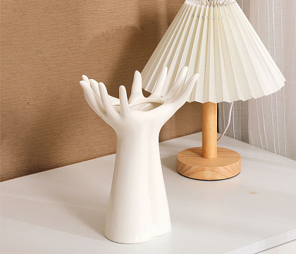 Ваза декоративная керамическая, цвет белый, 18*21,5 см