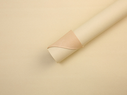 Водонепроницаемый упак. материал флористическая пленка с крафт бумагой, 80гр/м2, 50 см*10 м, шампань