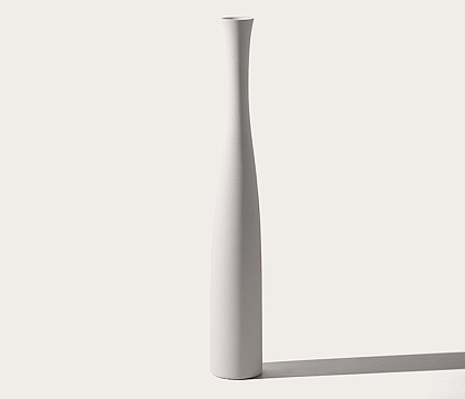 Ваза керамическая, матовая, цвет белый, 6*6*40,5 см.