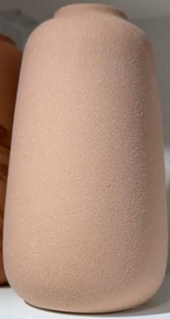 Ваза керамическая, цвет персиковый, 9,5*9,5*15,5 см.