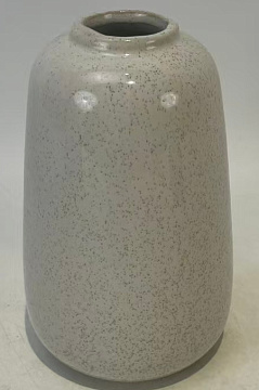 Ваза керамическая, цвет светло-серый, 9,5*9,5*15,5 см.
