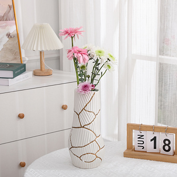 Ваза керамическая, цвет бело-золотой, 13*26,5 см