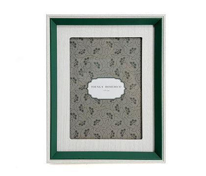 Фоторамка декоративная из МДФ, серия "Классик", цвет зеленый, со стеклом, 13x18 см