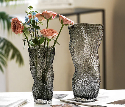 Ваза стеклянная D11 * H23,  1 шт., серый