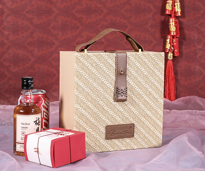 Коробка подарочная 20*20*9, бежевый