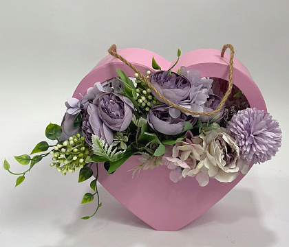 Коробка в виде сердца под цветы 25x22x10 см (19,5x10,5 см), 1 шт., св.розовый