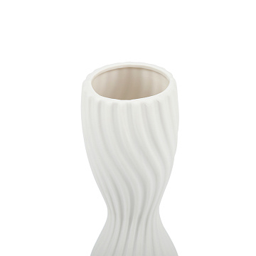 Ваза керамическая, цвет белый, 8*24 см.